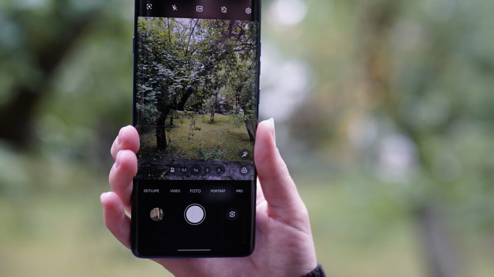 Motorola Edge 60 Pro Banner 44