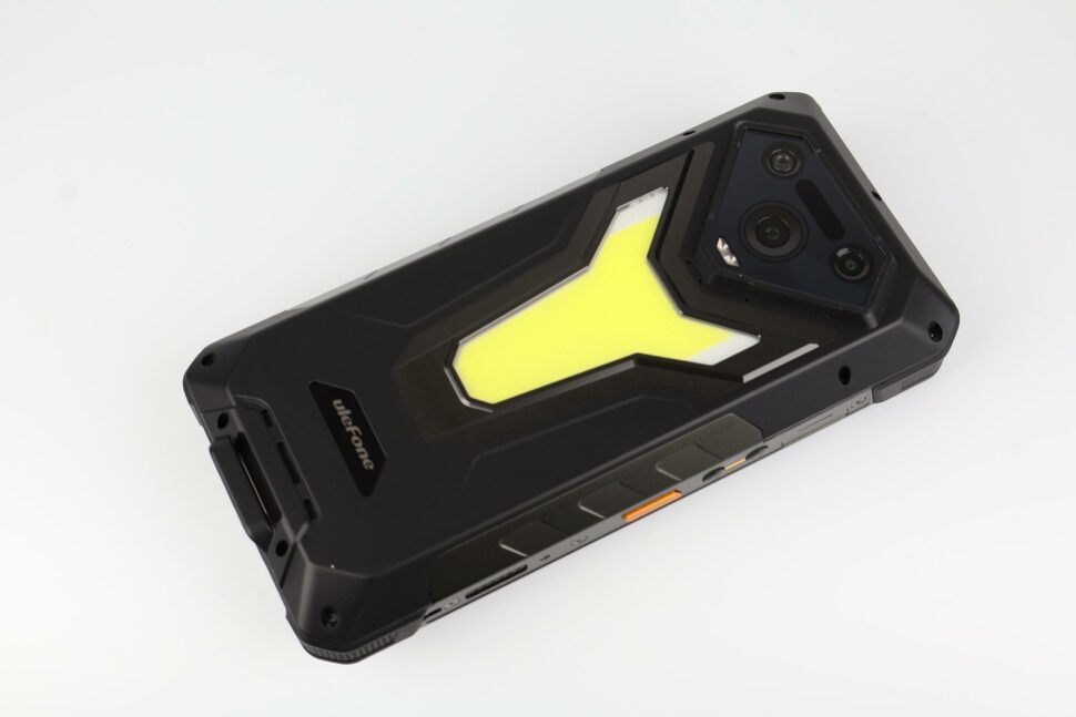 Ulefone Armor 34 Pro LEd Rueckseite 3