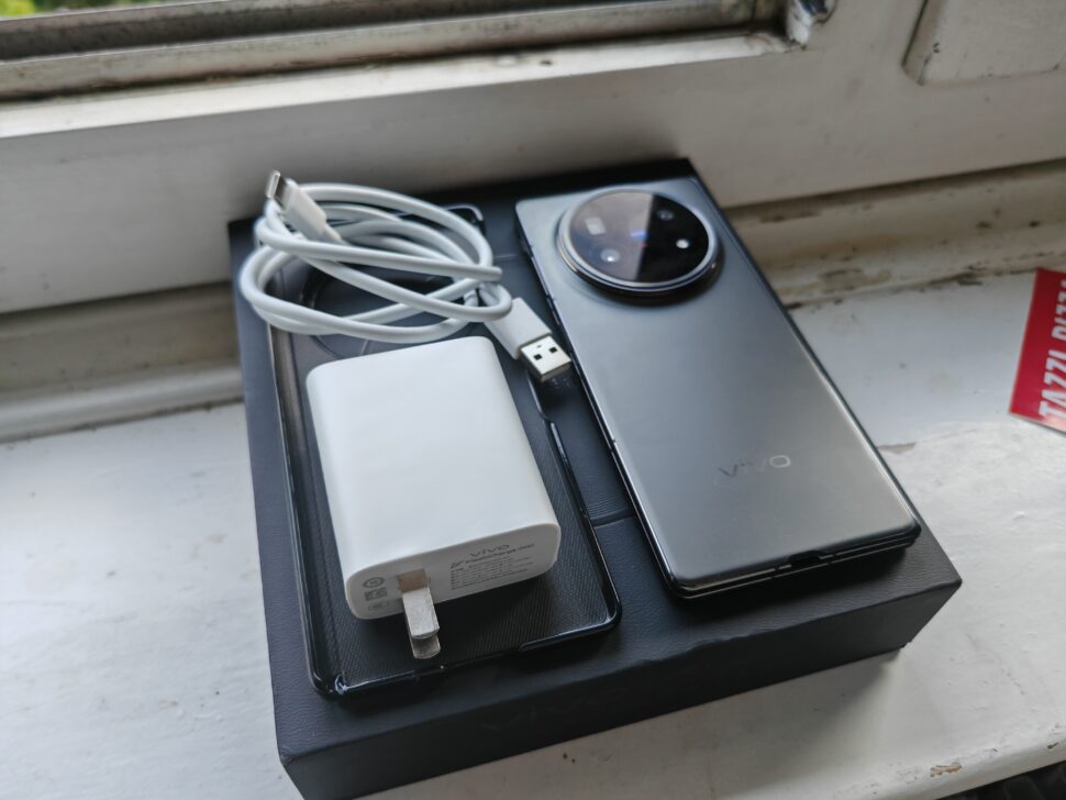 Vivo X Fold 5 Lieferumfang 