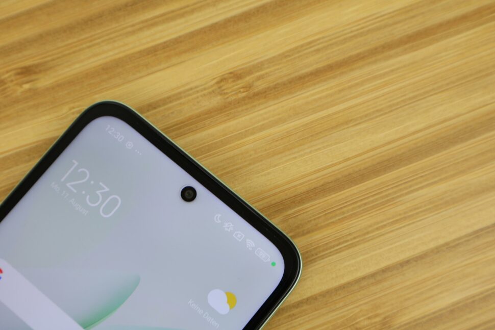 Redmi 15 5G Display Raender 3