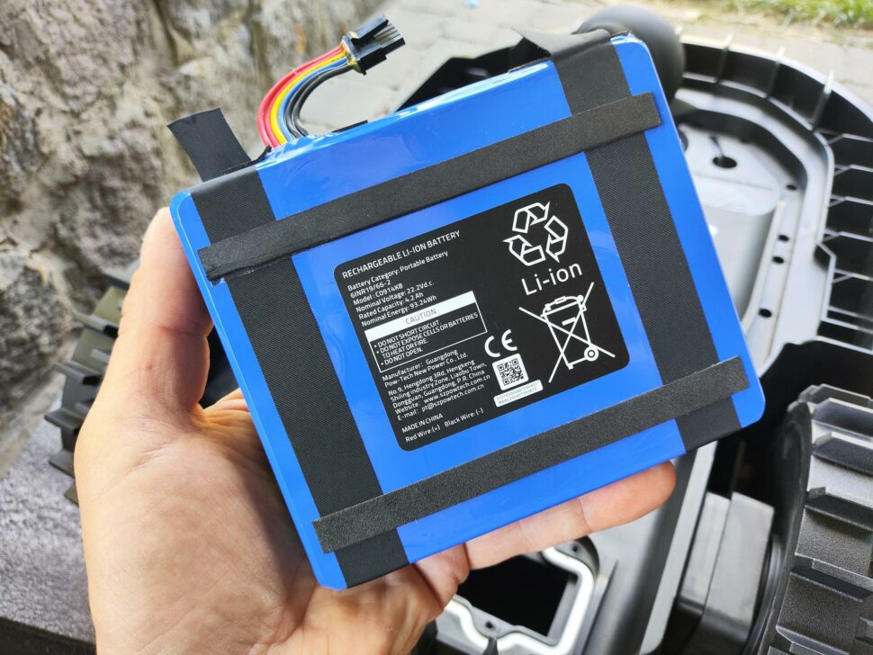 Eufy E15 Unterseite 2