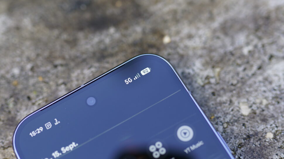 Google Pixel 10 Pro Banner V