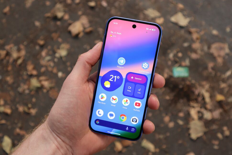 Google Pixel 10 Review 2