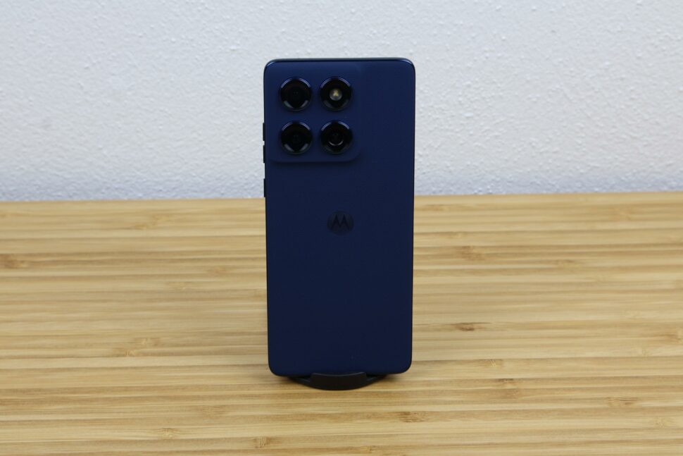 Motorola Edge 60 Design 1