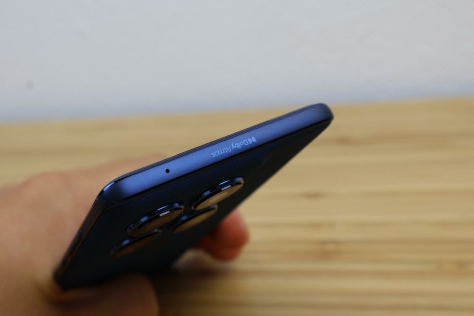 Motorola Edge 60 Verarbeitung Anschluesse 1