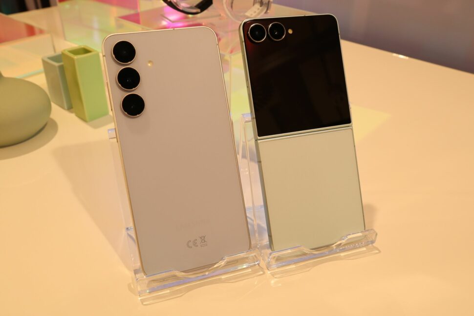 Samsung Galaxy S25 FE Launch Flip