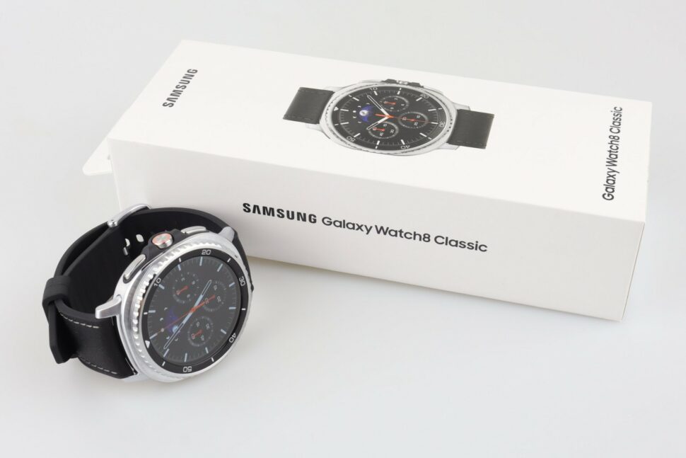 Samsung Galaxy Watch 8 Classic Test Head