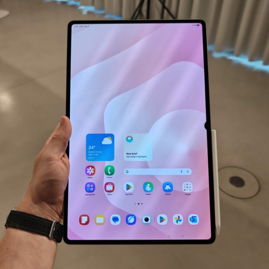 Samsung Tab S11 vorgestellt Hand 1