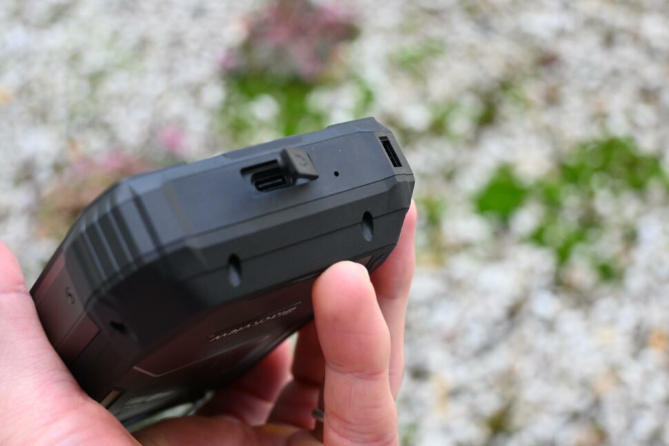 Blackview Xplore 2 Projector Test 11