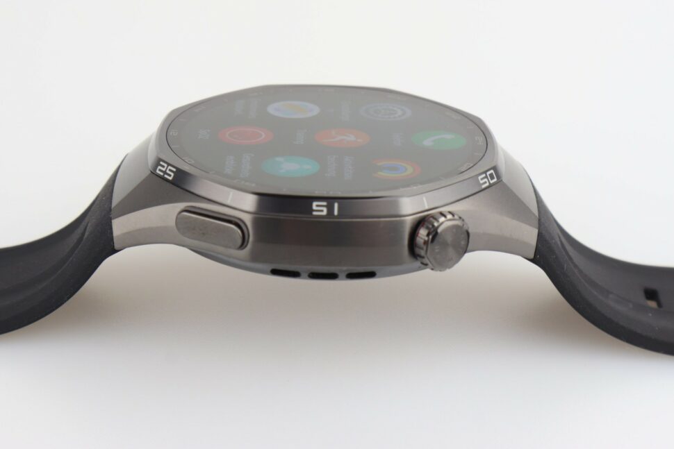 Huawei Watch GT6 Pro Test Design 1