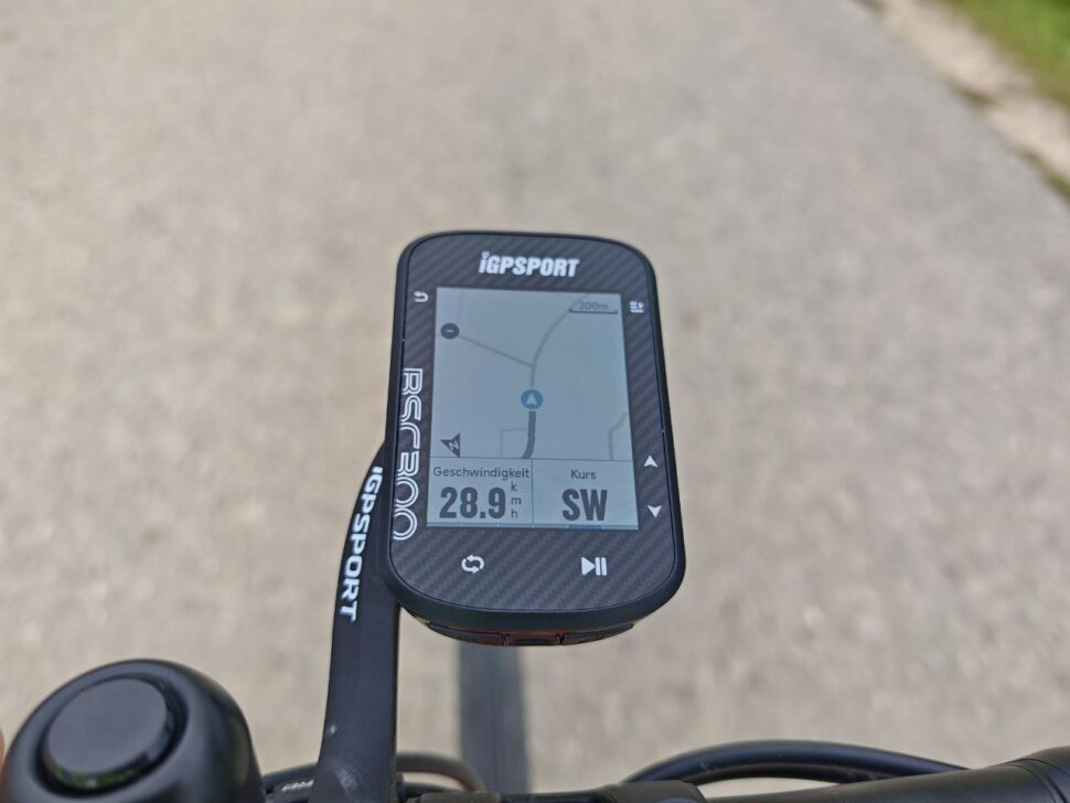 Waehrend der Fahrt iGSport navi