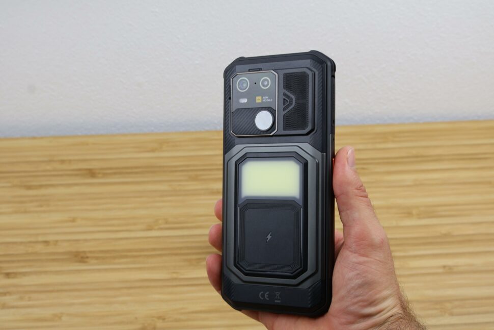 AGM G3 Pro Testbericht Hand 1