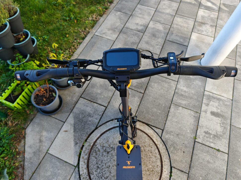 Ausom L1 ABE Design Verarbeitung 4 Ausom L1 ABE Design Verarbeitung 4