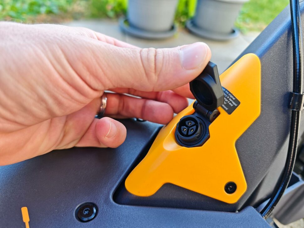 Ausom L1 Reichweite und Akku Ausom L1 Reichweite und Akku