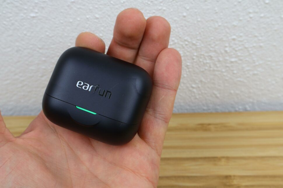 Earfun Air Pro 4 Ladecase 4 Earfun Air Pro 4 Ladecase 4