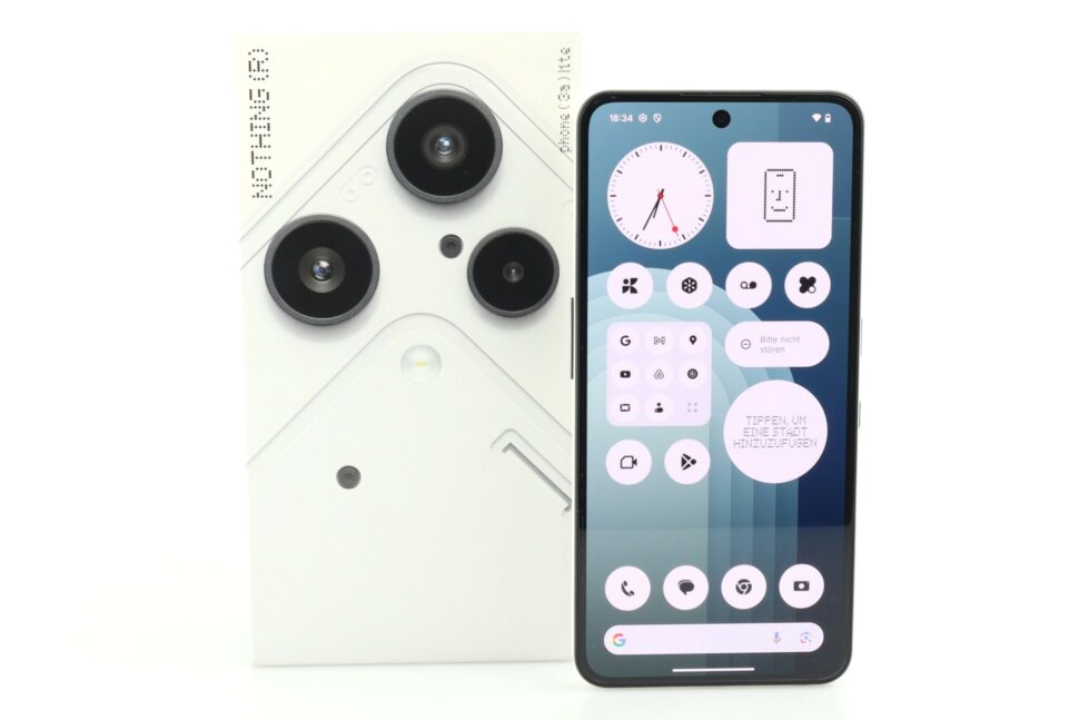 Nothing Phone 3 Lite Test Head 1