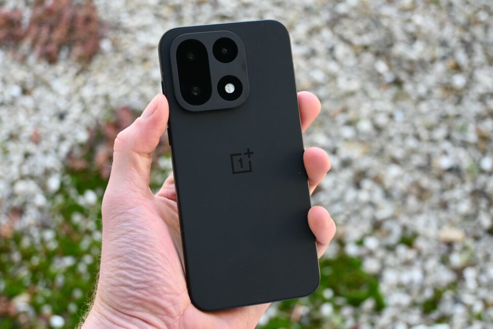 oneplus 15 backside design oneplus 15 backside design