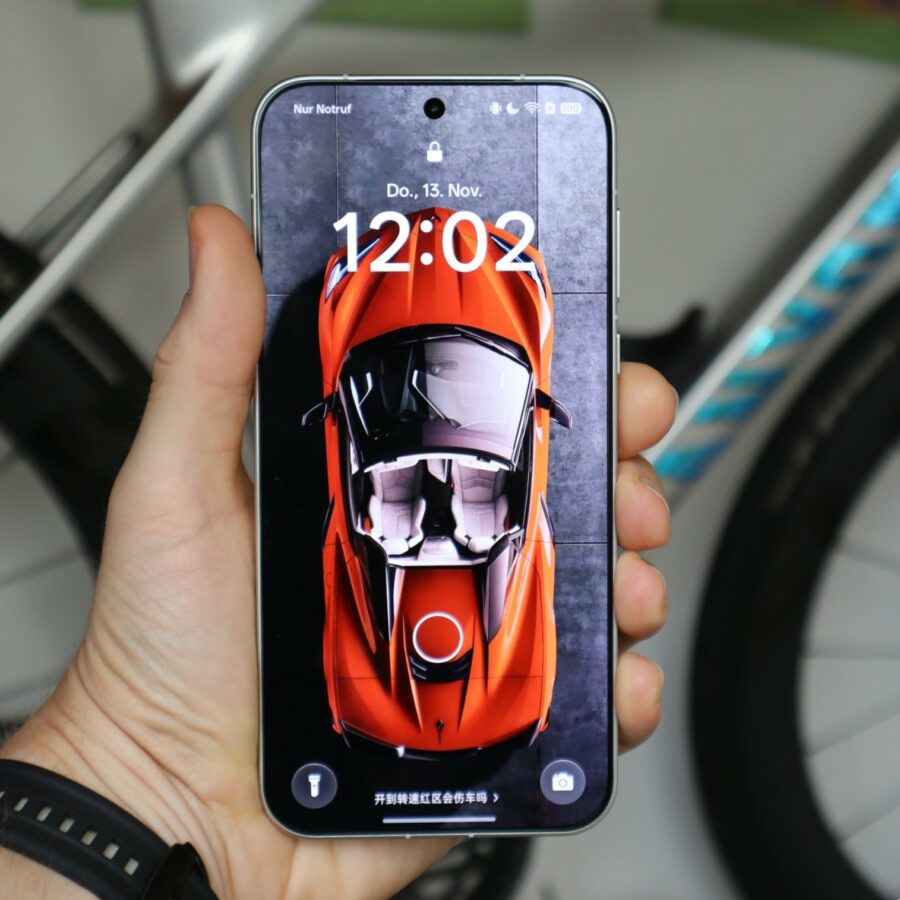 Oppo Find X9 Pro Test Produktfoto Display 3