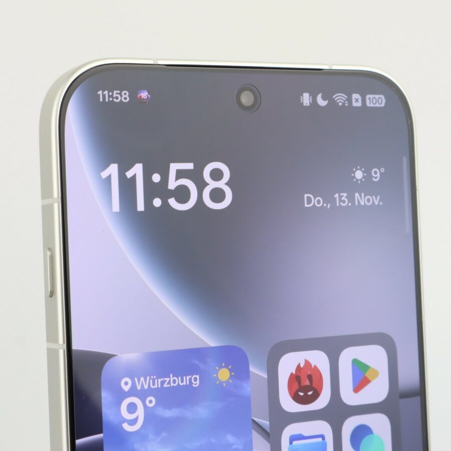 Oppo Find X9 Pro Test Produktfoto Display