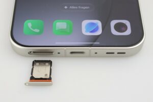 Oppo Find X9 Pro Test Produktfoto SIM