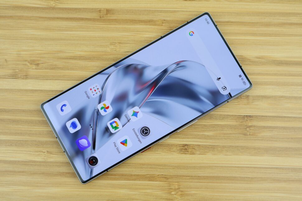 RedMagic 11 Pro Full Screen Display rAeNDER 2