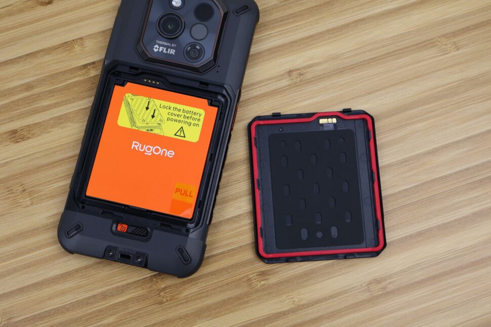 RugOne Xever 7 Pro Akku wechselbar Laufzeit Dock 3 RugOne Xever 7 Pro Akku wechselbar Laufzeit Dock 3