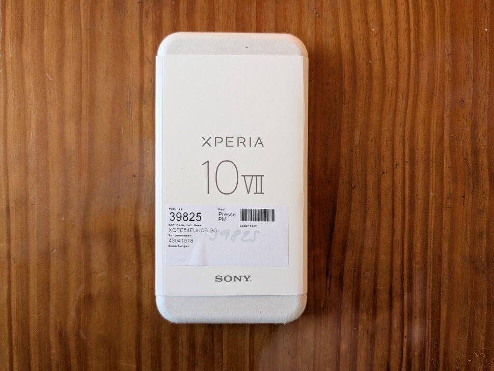 Sony Xperia 10 VII Unboxing 1