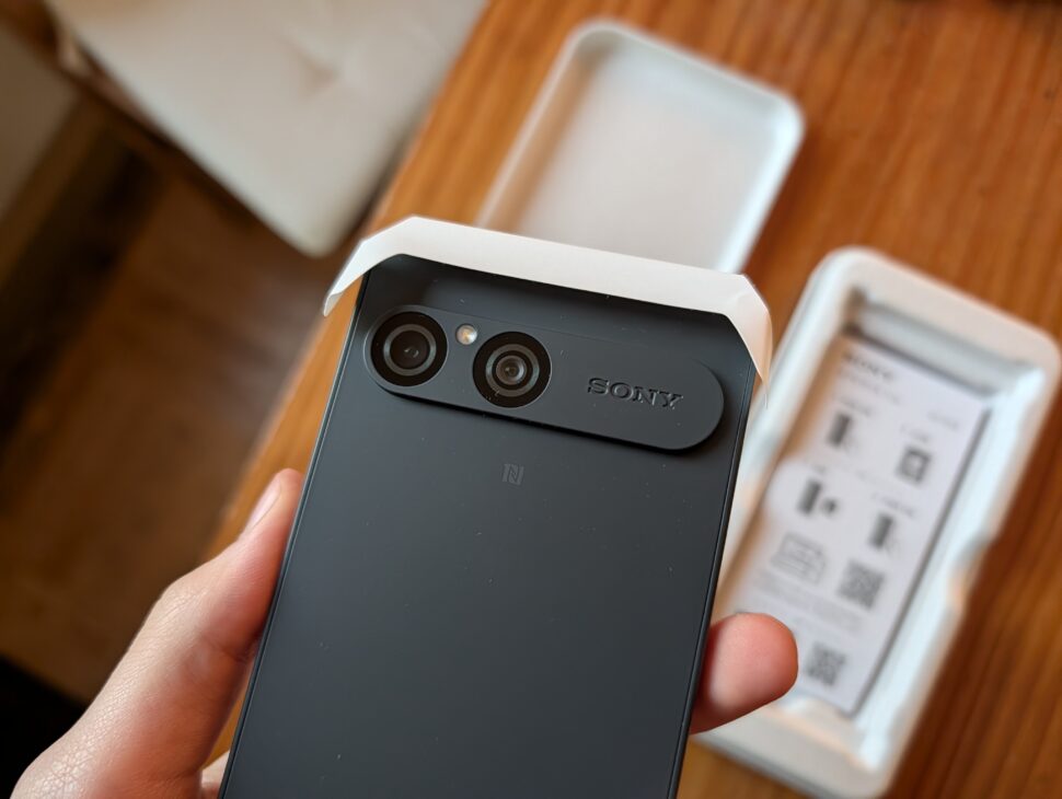 Sony Xperia 10 VII Unboxing 5