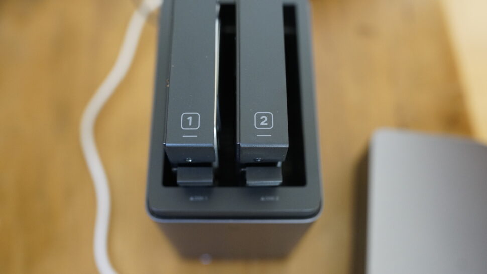 Ugreen NASync DH2300 Banner II Ugreen NASync DH2300 Banner II