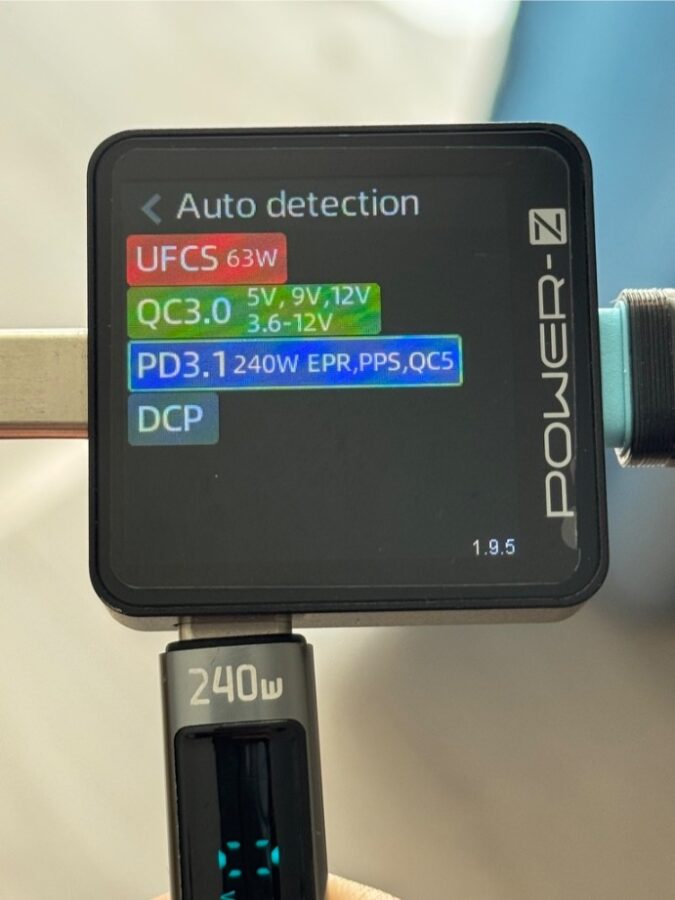 Ugreen 500W Desktop Charger Ladestandards 1