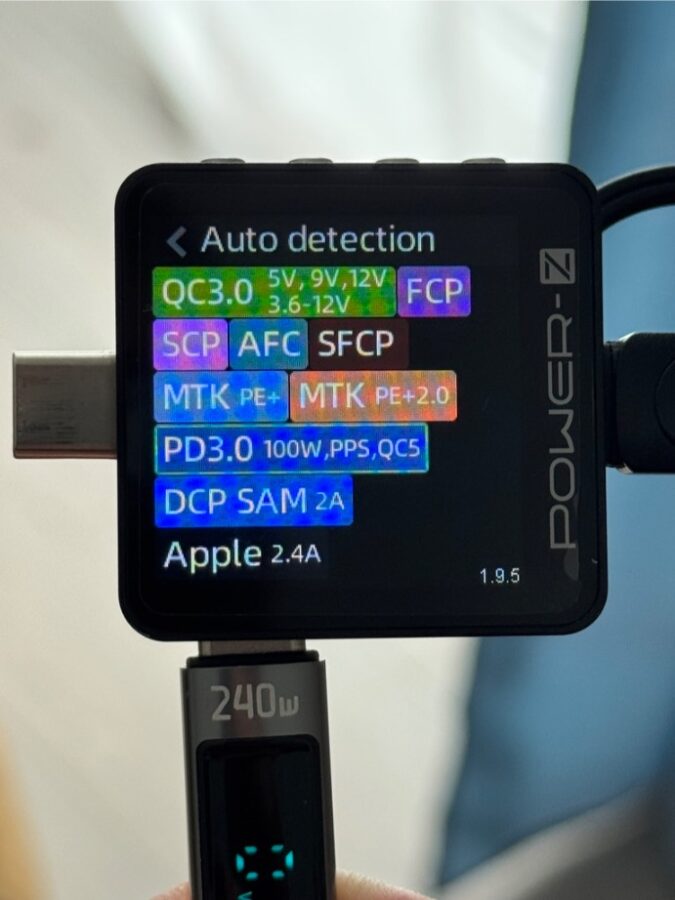 Ugreen 500W Desktop Charger Ladestandards 5