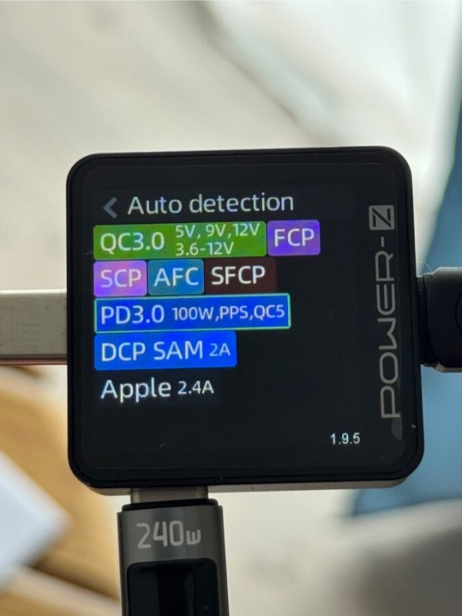 Ugreen 500W Desktop Charger Ladestandards 7