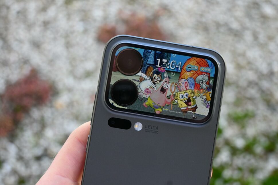 Xiaomi 17 Pro Rear Display 2