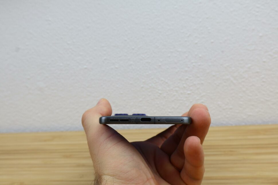 Motorola Edge 70 Anschluesse Verarbeitung Design 1