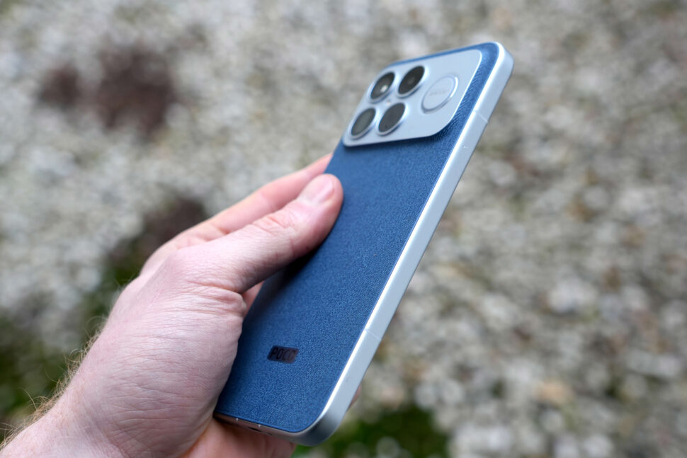Poco F8 Ultra Test rueckseite Poco F8 Ultra Test rueckseite