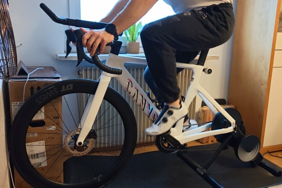 Speediance VeloNix Test Vergleich Smart Trainer 2 Speediance VeloNix Test Vergleich Smart Trainer 2