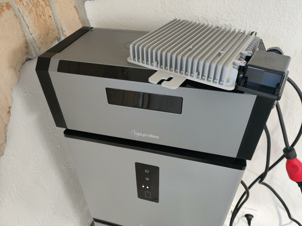 Hoymiles HiBattery 1920 AC Dual System Inselbetrieb 2 Hoymiles HiBattery 1920 AC Dual System Inselbetrieb 2