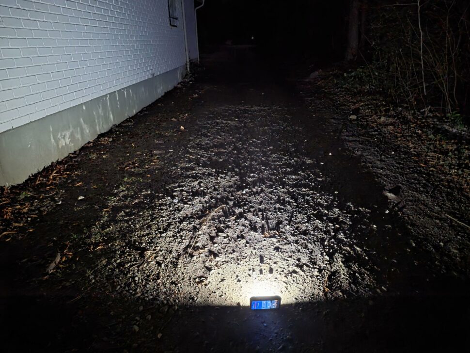 Test 8849 Tank X Campinglicht 2 Test 8849 Tank X Campinglicht 2