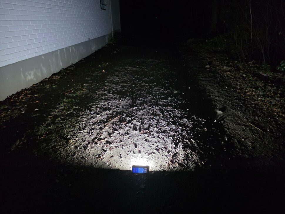 Test 8849 Tank X Campinglicht Test 8849 Tank X Campinglicht