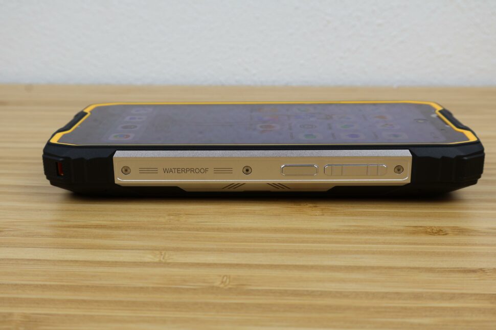 Oscal Pilot 5 Anschluesse Buttons 2 Oscal Pilot 5 Anschluesse Buttons 2