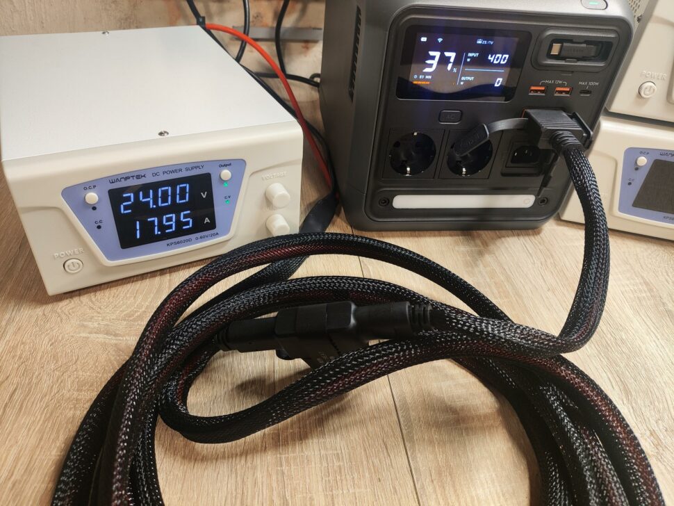 DJI Power 1000 Mini Kfz 1 DJI Power 1000 Mini Kfz 1