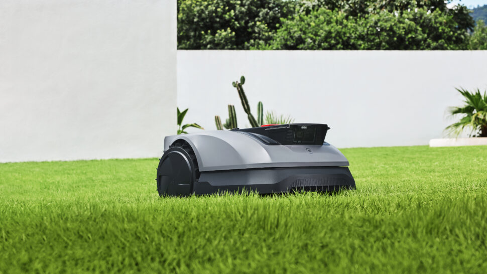 Ecovacs Goat O600 RTK Banner I e1770821034458 Ecovacs Goat O600 RTK Banner I e1770821034458