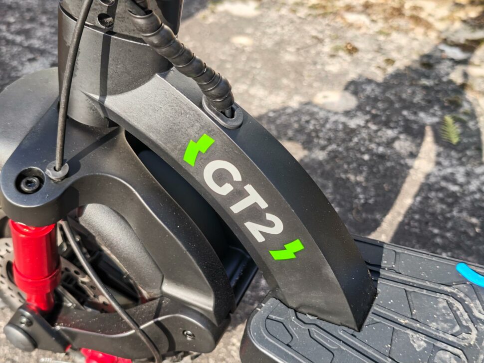 Isinwheel GT2 Offroad E Scooter Test 40 Isinwheel GT2 Offroad E Scooter Test 40