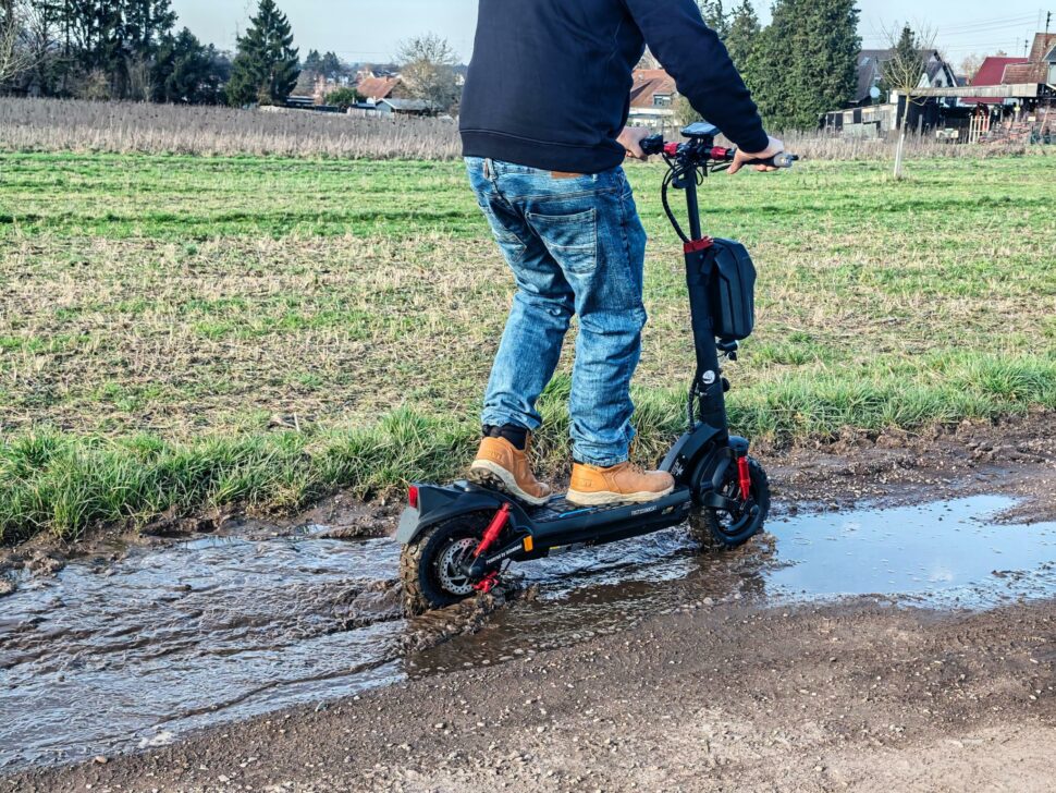 Isinwheel GT2 Offroad E Scooter Test 54 Isinwheel GT2 Offroad E Scooter Test 54