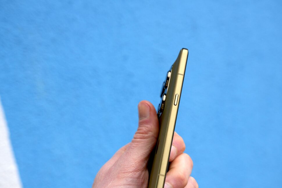 Motorola Signature Test Review 8 Motorola Signature Test Review 8