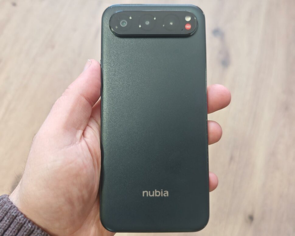 Test Nubia Air Design 2