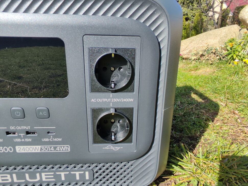 Bluetti Elite 300 Anschluesse 1 Bluetti Elite 300 Anschluesse 1