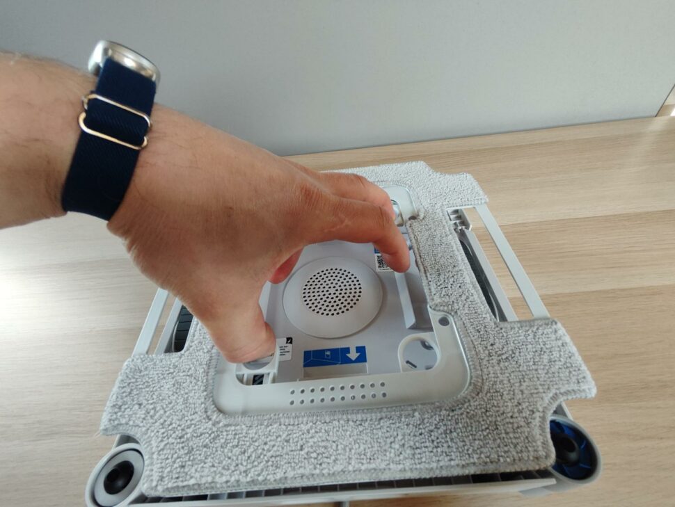 Winbot W3 Omni Wischpad 1 Winbot W3 Omni Wischpad 1