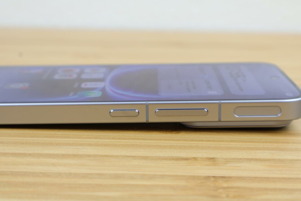 iQOO 15 Ultra Design Verarbeitung 4 iQOO 15 Ultra Design Verarbeitung 4