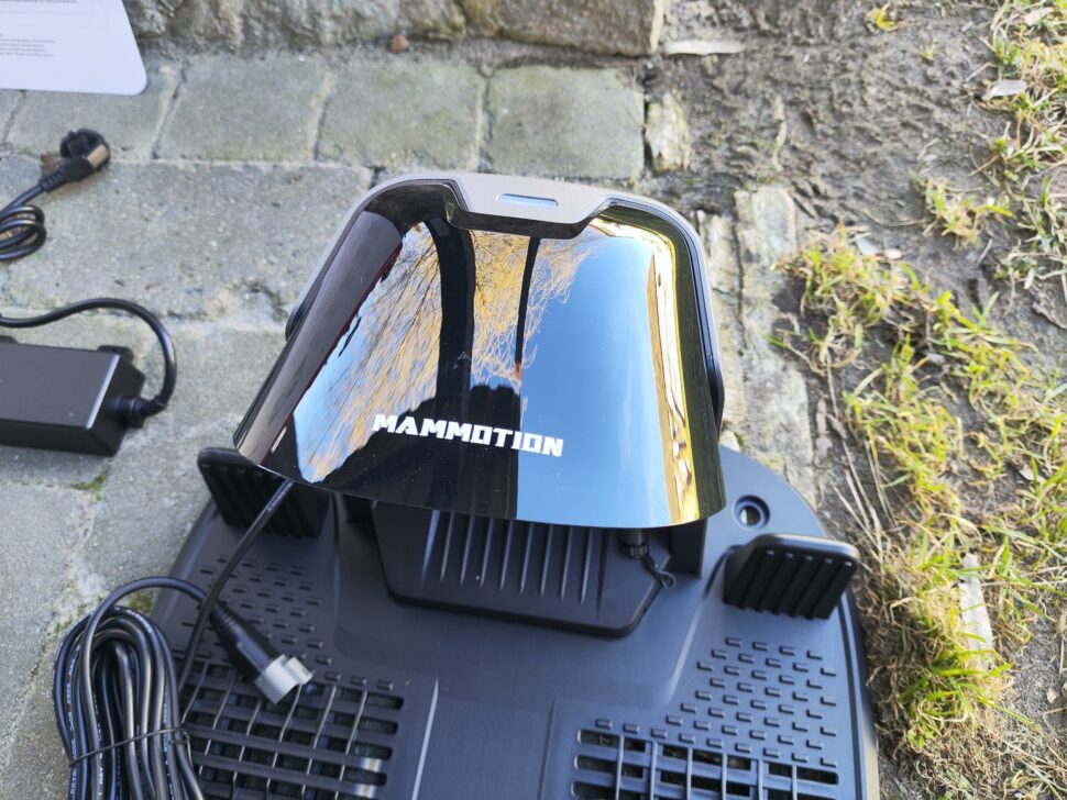 Mammotion Luba 2 Mini AWD Zusammenbau 1 Mammotion Luba 2 Mini AWD Zusammenbau 1